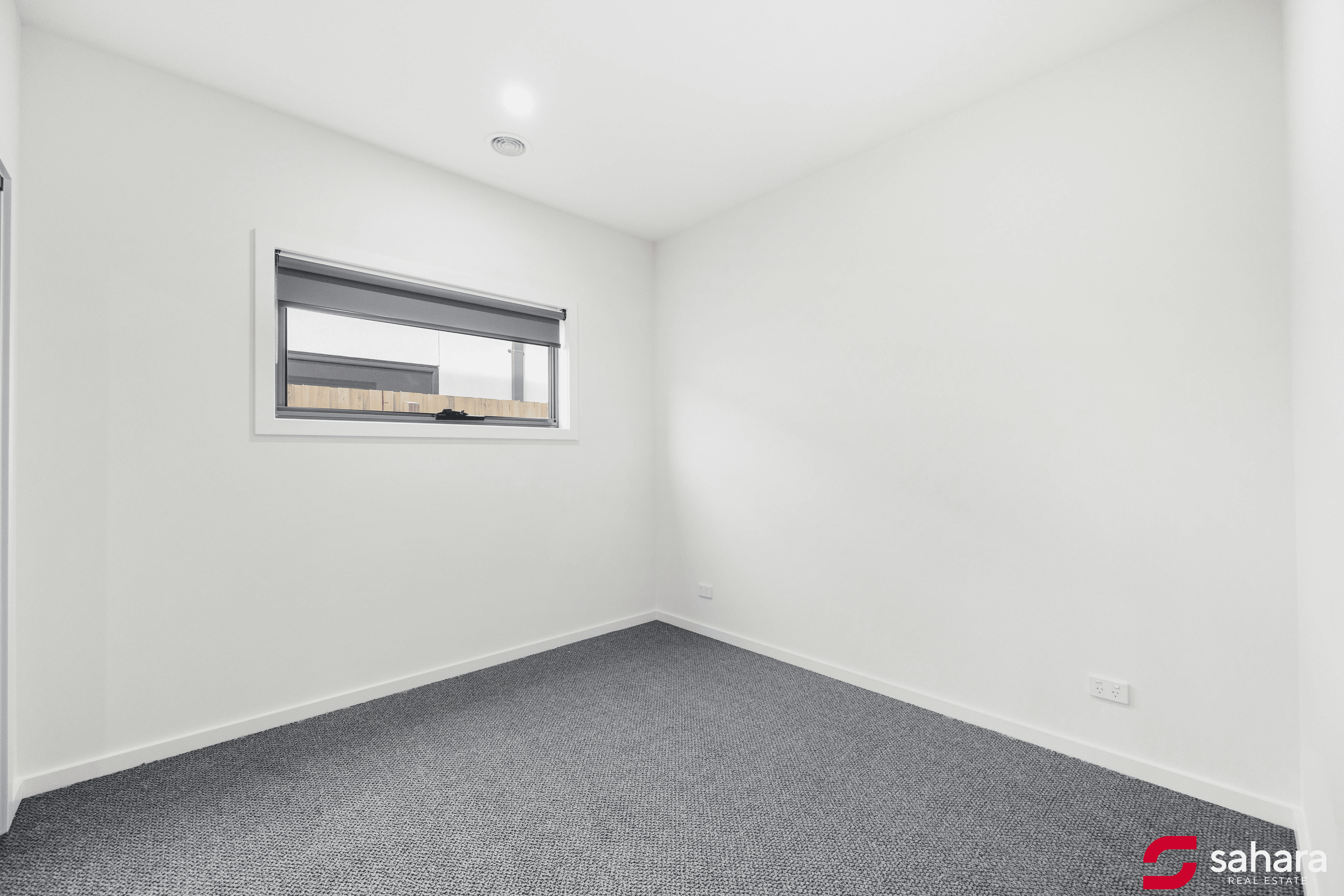 42 Sparrowhawk Crescent, DEANSIDE, VIC 3336
