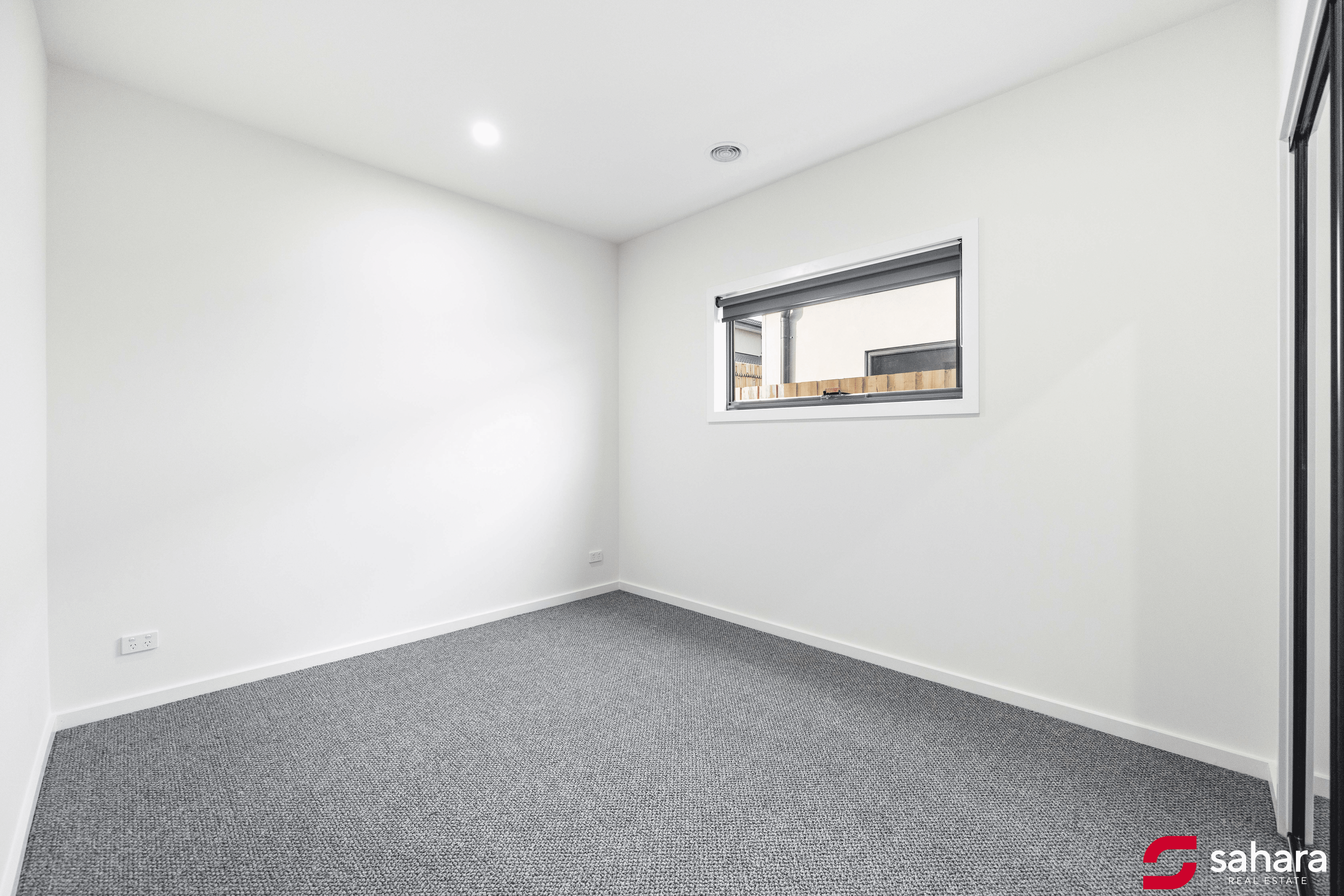 42 Sparrowhawk Crescent, DEANSIDE, VIC 3336