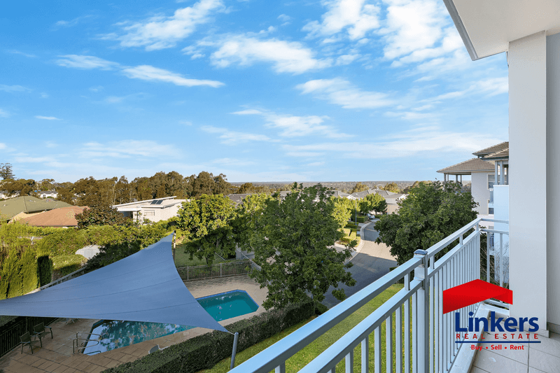 18/112-114 Governors Way, Macquarie Links, NSW 2565