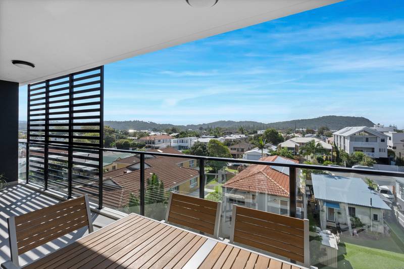 302/3-7 Twenty Fourth Avenue, PALM BEACH, QLD 4221