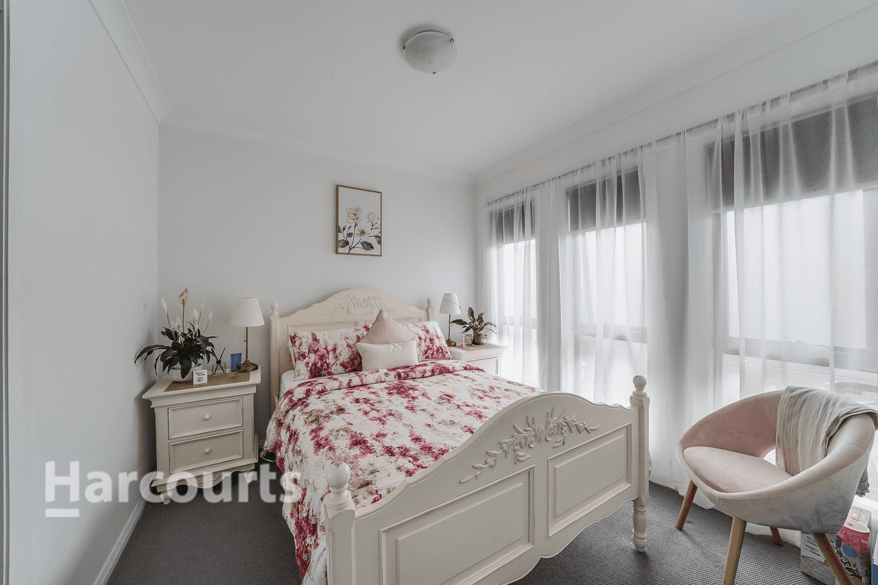 2 & 2A  Austen Boulevard, Spring Farm, NSW 2570