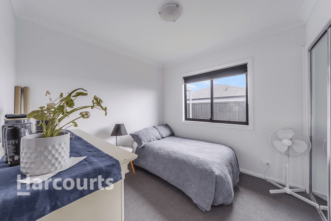 2 & 2A  Austen Boulevard, Spring Farm, NSW 2570