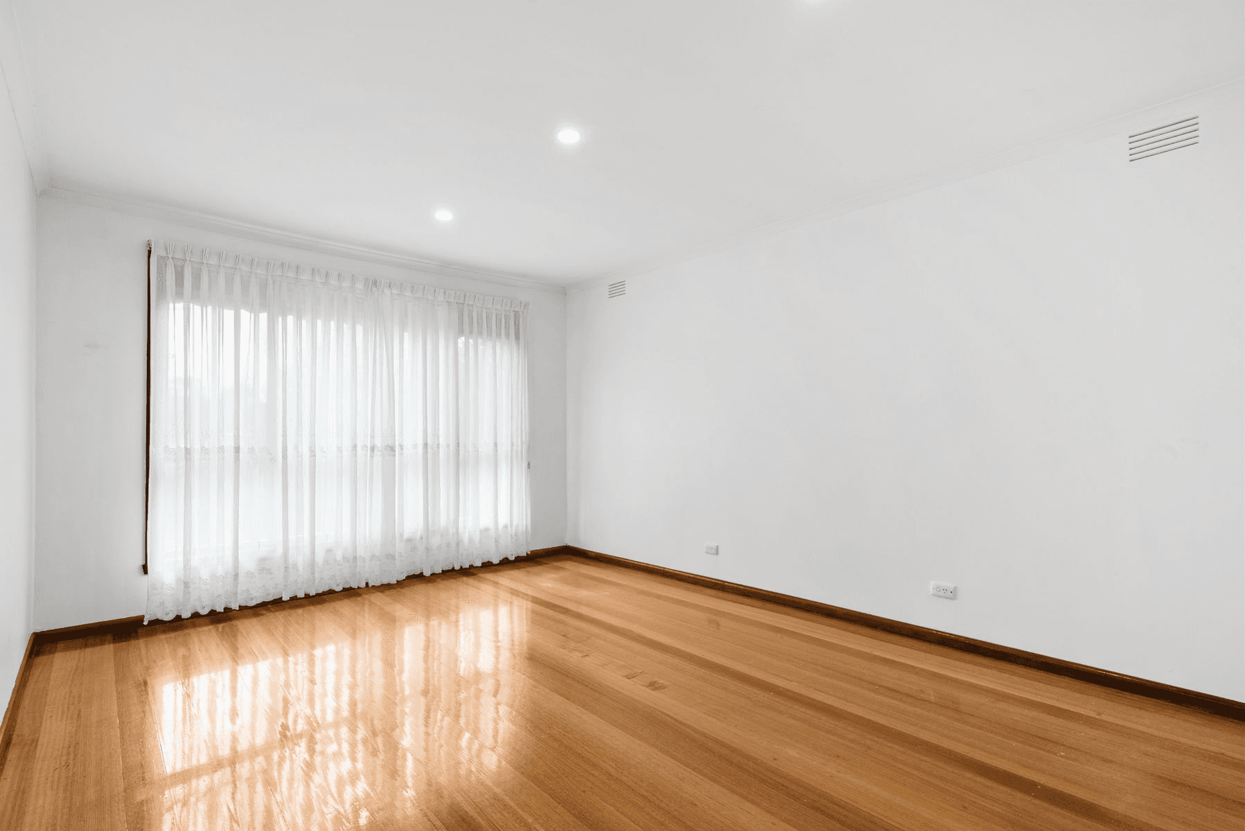 15 Rosemary Drive, LALOR, VIC 3075