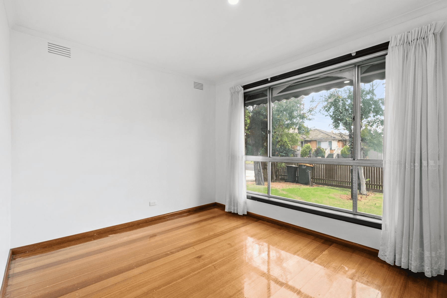 15 Rosemary Drive, LALOR, VIC 3075