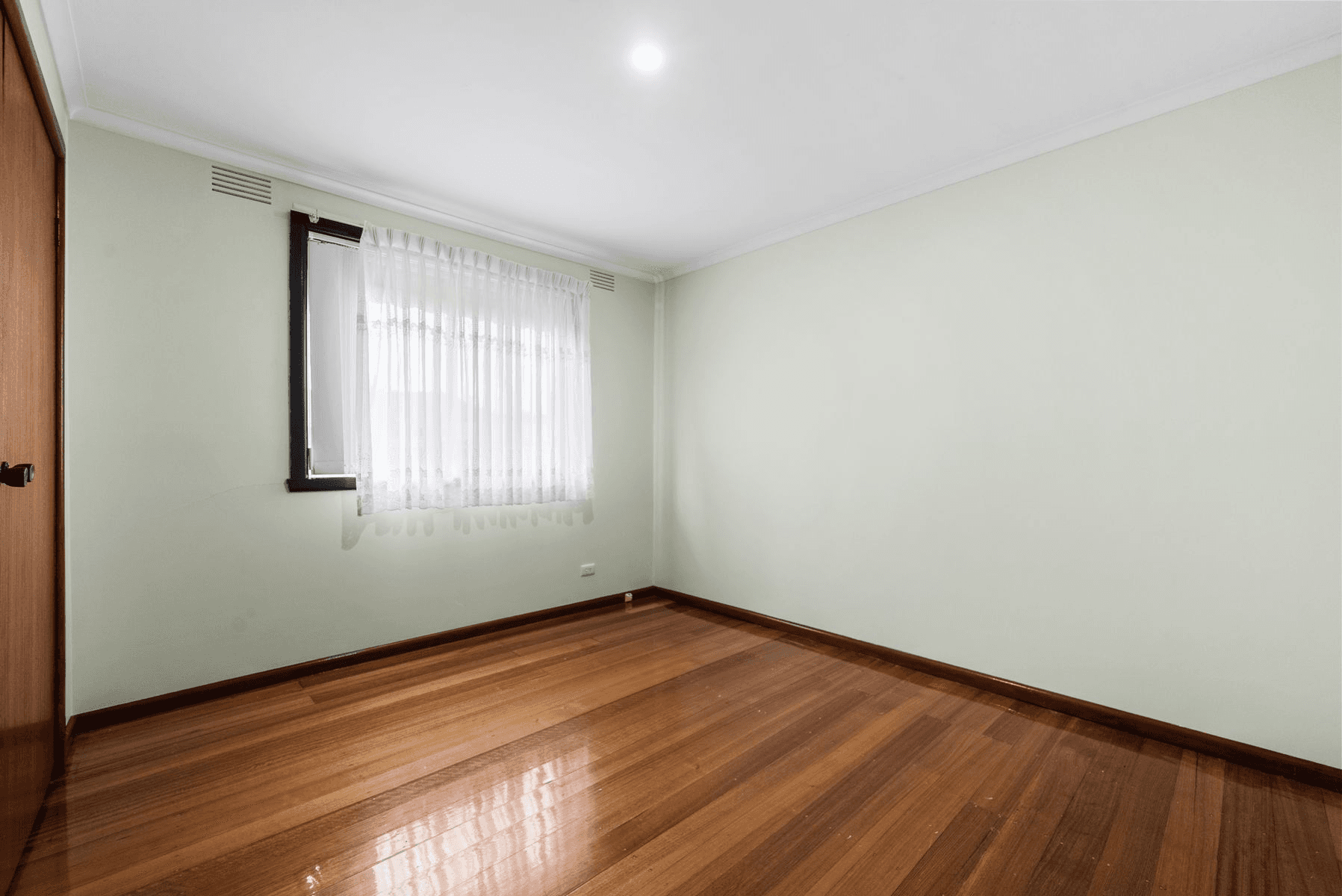 15 Rosemary Drive, LALOR, VIC 3075