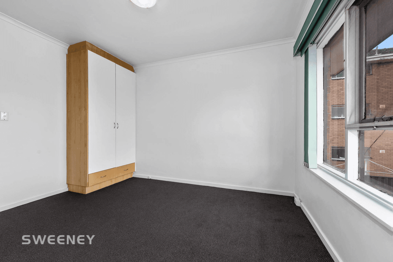 18/7 King Edward Avenue, Albion, VIC 3020