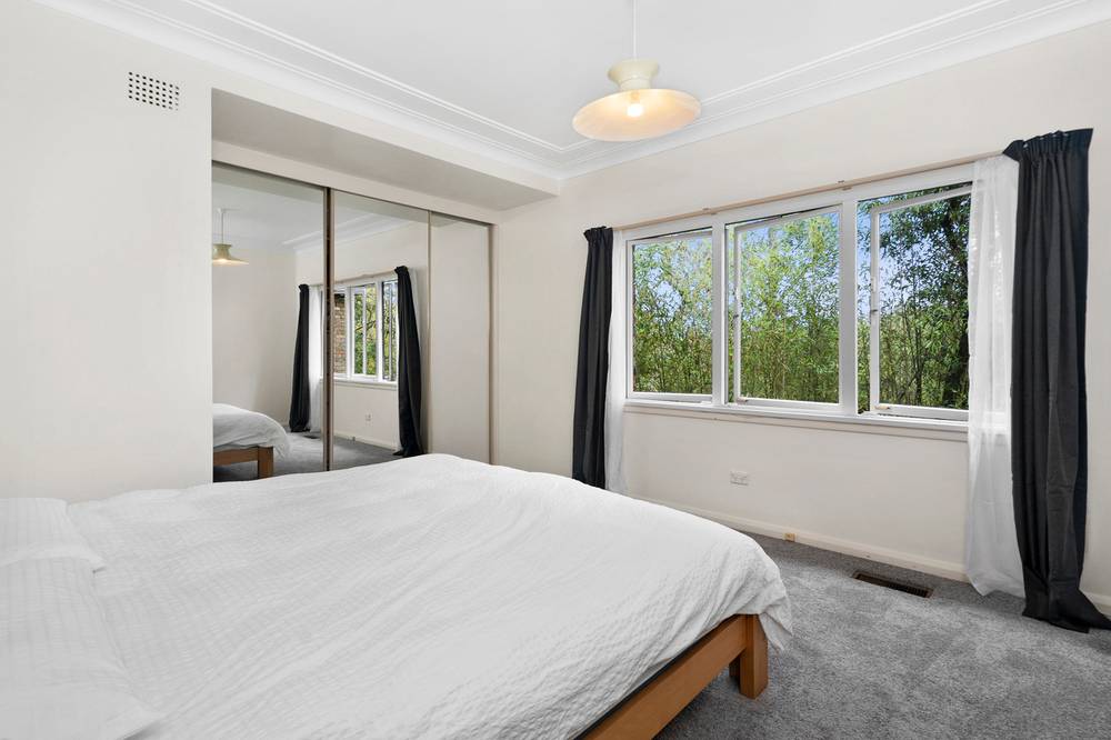 11 Bangalla Place, FORESTVILLE, NSW 2087