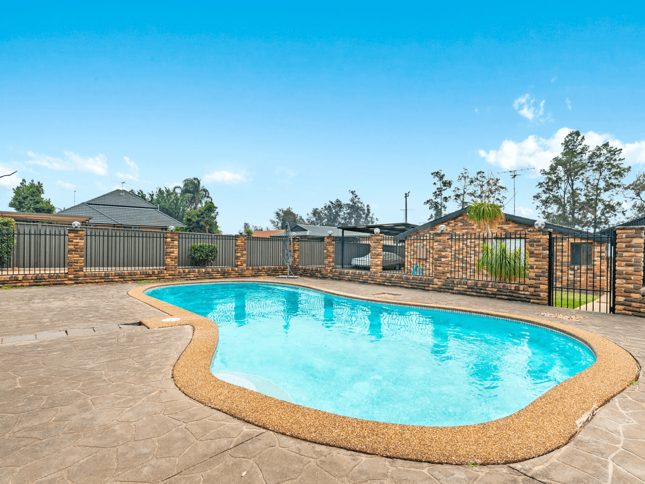 6 Aldan Place, ST CLAIR, NSW 2759