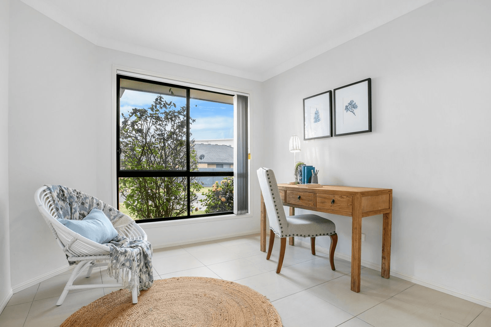 10 Pentecost Place, Redland Bay, QLD 4165