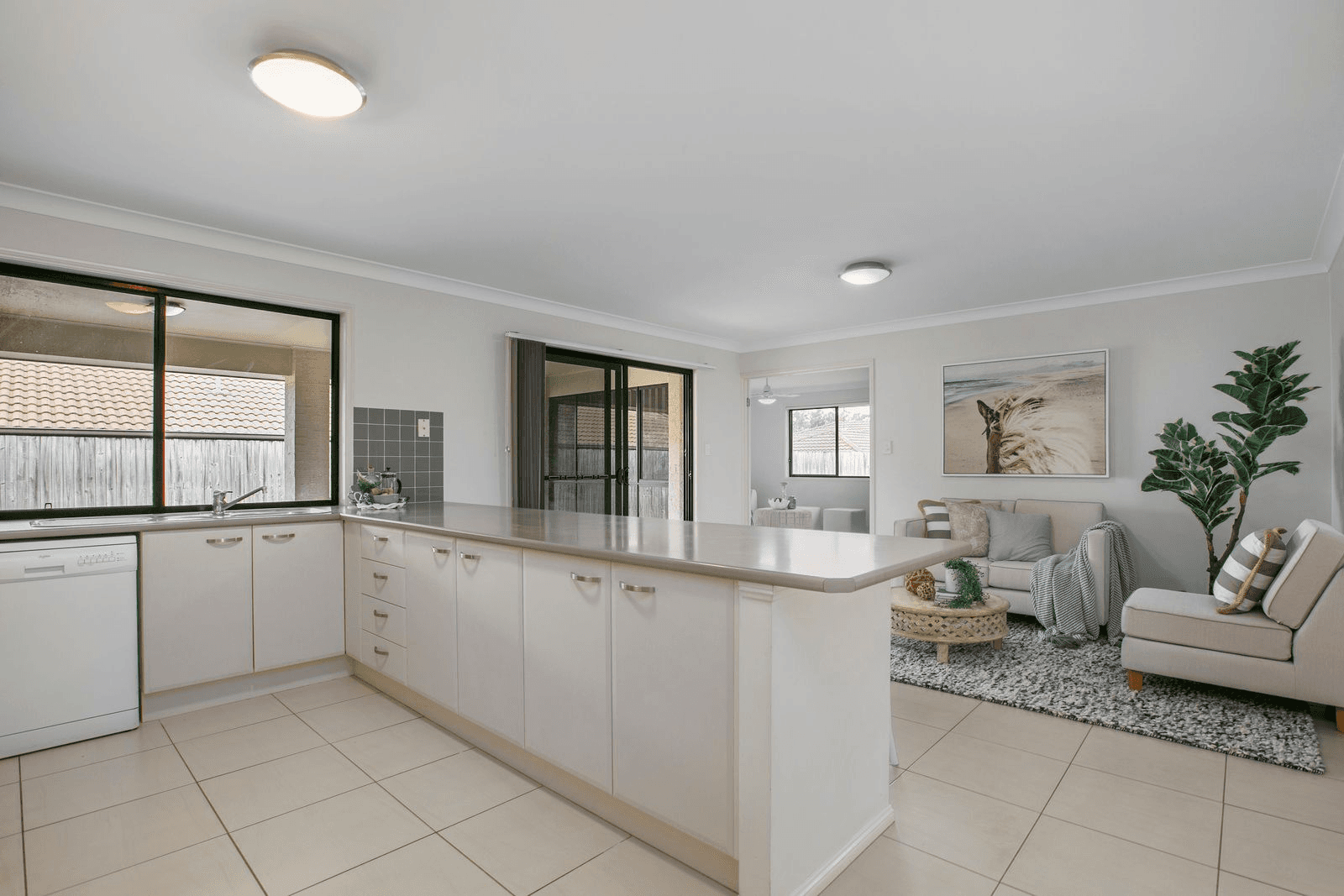 10 Pentecost Place, Redland Bay, QLD 4165