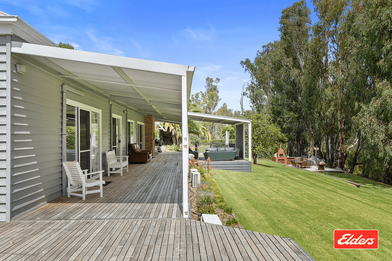 45  East Road, BOORHAMAN NORTH, VIC 3685