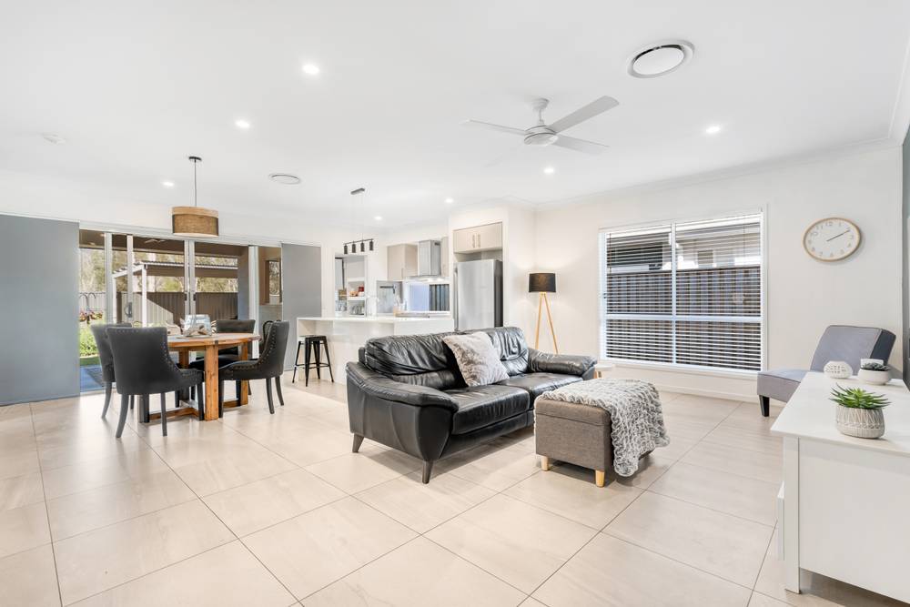 101 Lakeside Crescent, NINGI, QLD 4511