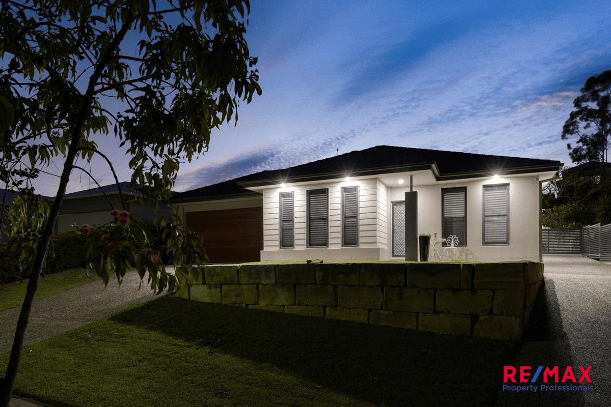 15 Pelagian Street, Augustine Heights, QLD 4300