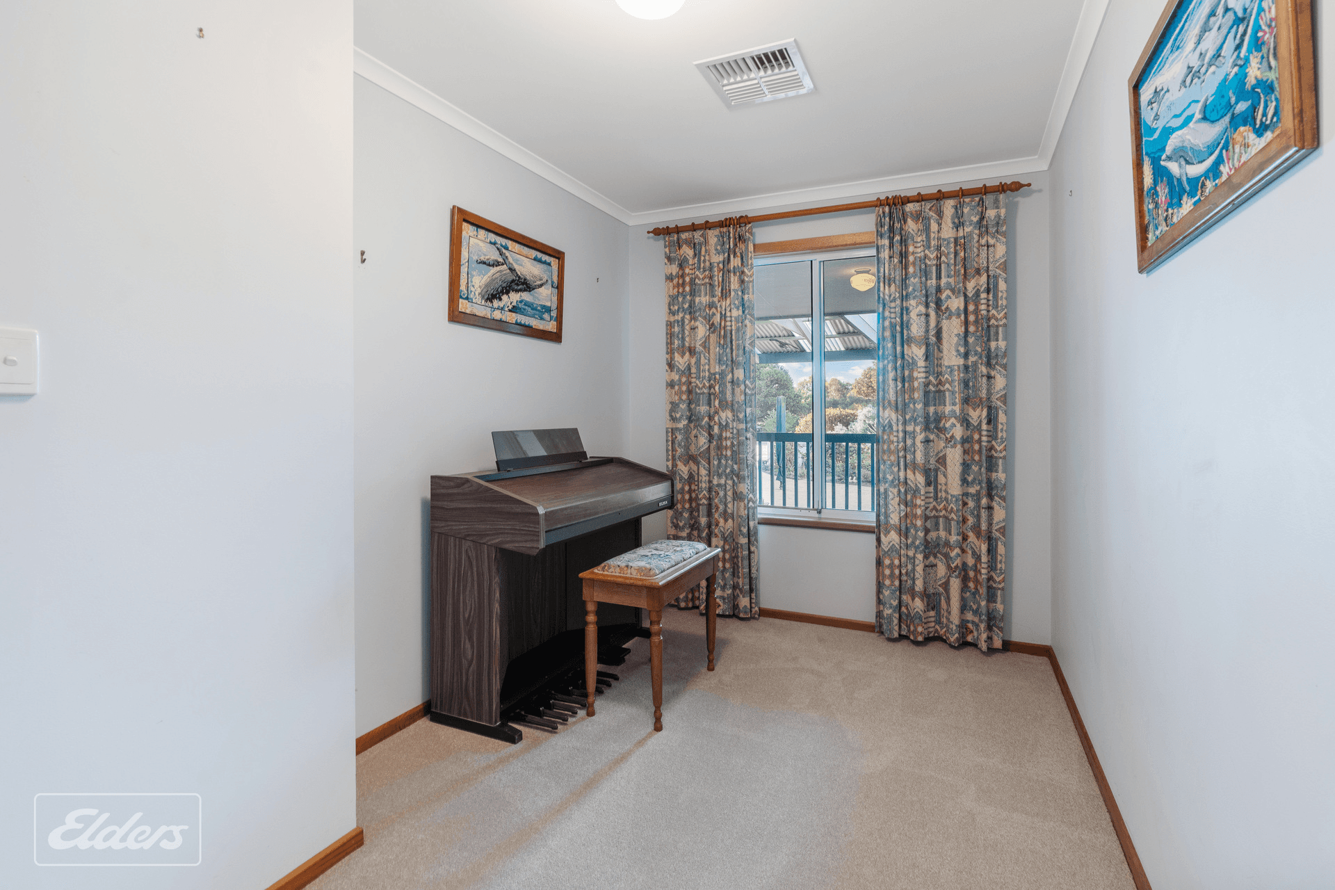 10 Cooinda Avenue, Hindmarsh Island, SA 5214