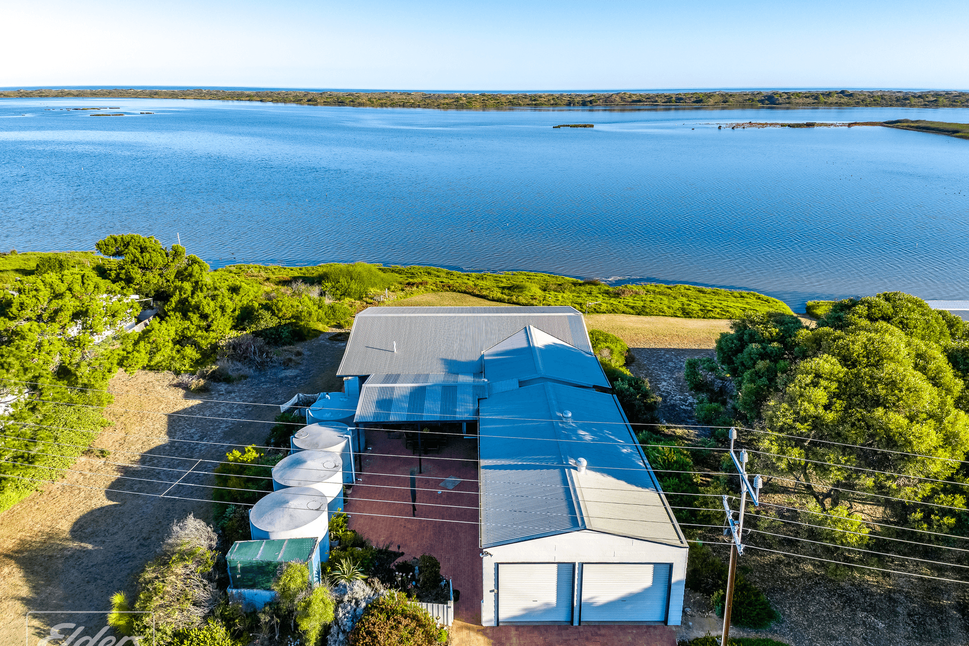 10 Cooinda Avenue, Hindmarsh Island, SA 5214