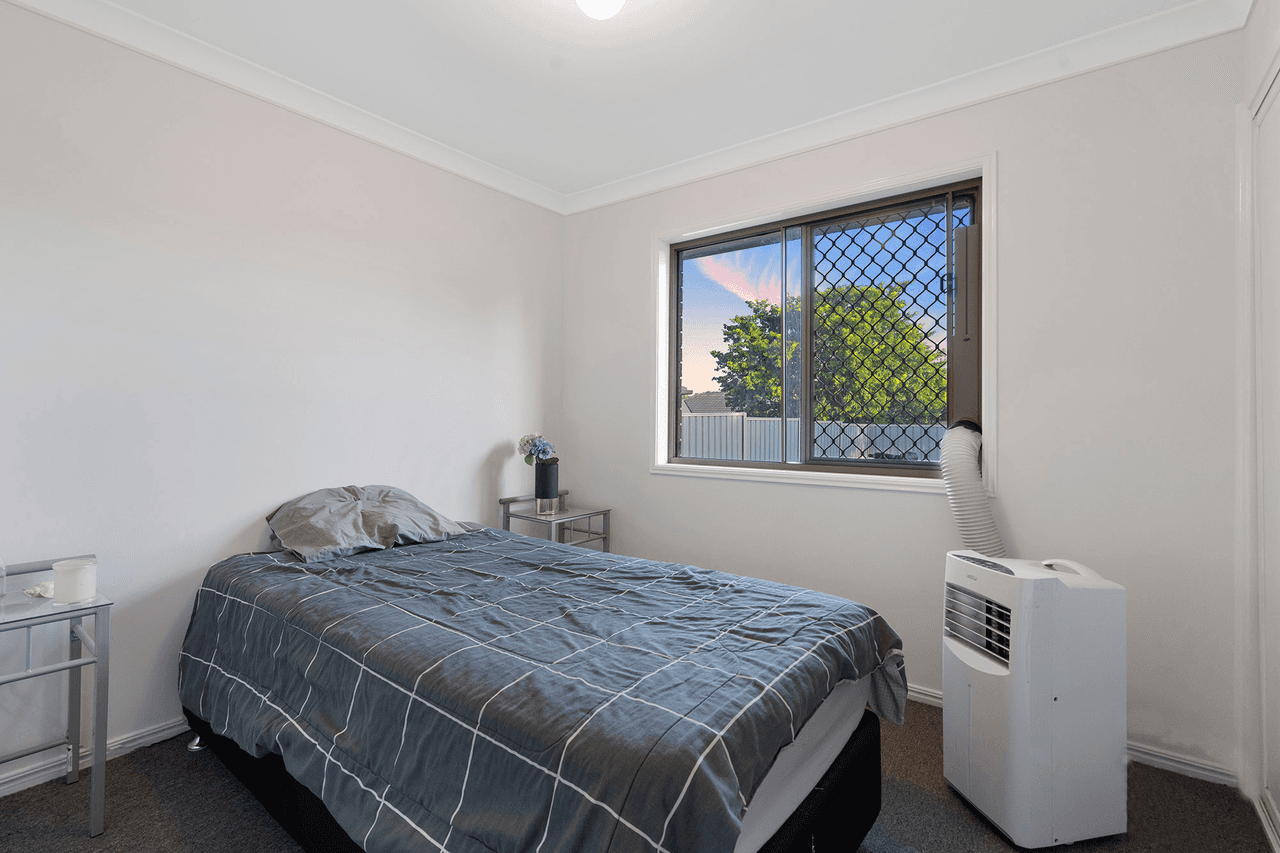 23 Geaney Boulevard, CRESTMEAD, QLD 4132