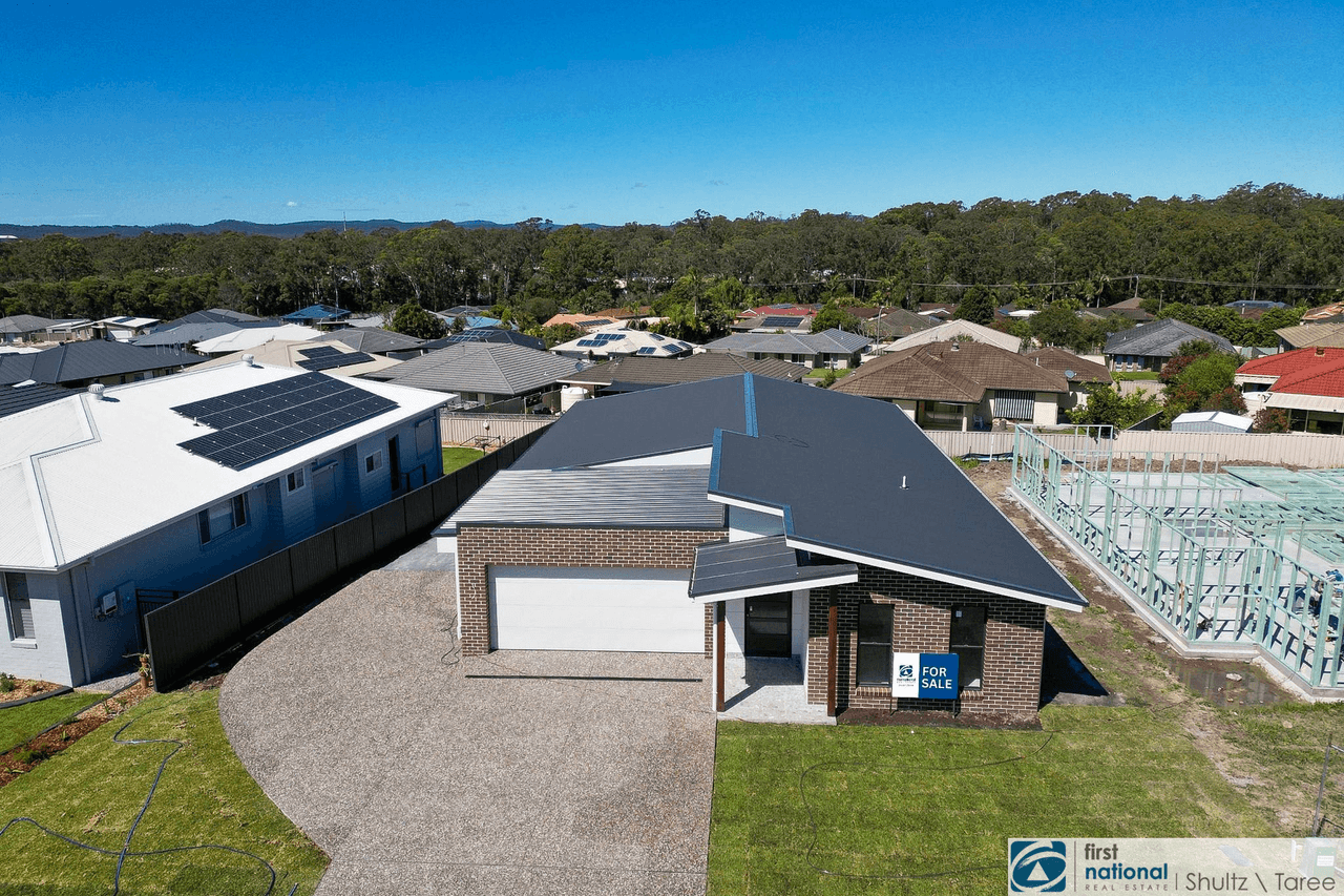 14 Grandis Parade, Taree, NSW 2430