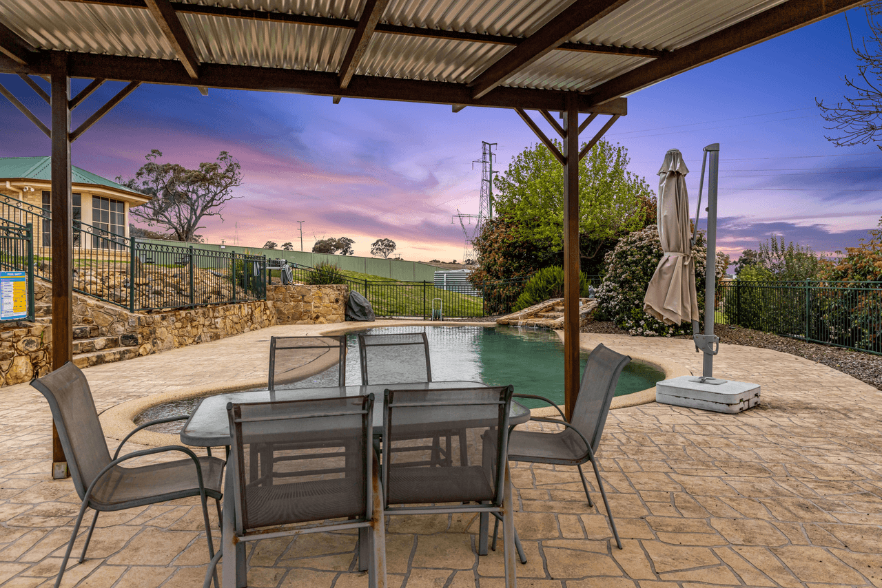 6 Shearsby Crescent, YASS, NSW 2582