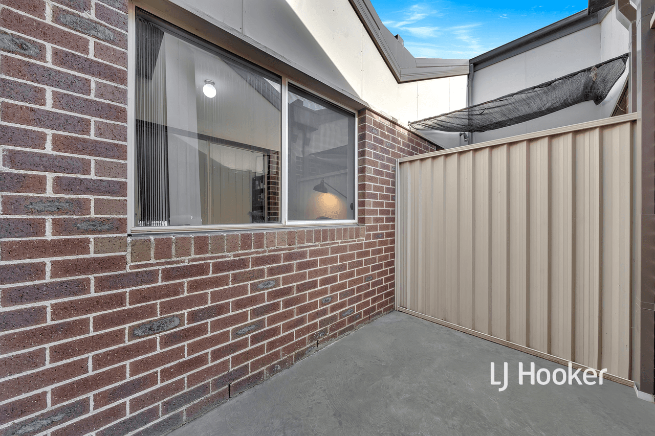 50 Mannavue Boulevard, CRANBOURNE NORTH, VIC 3977