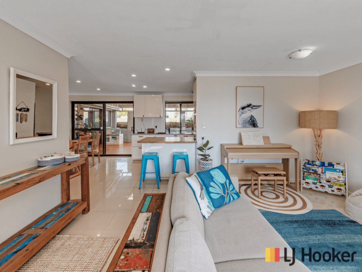 85 Moorpark Avenue, YANCHEP, WA 6035