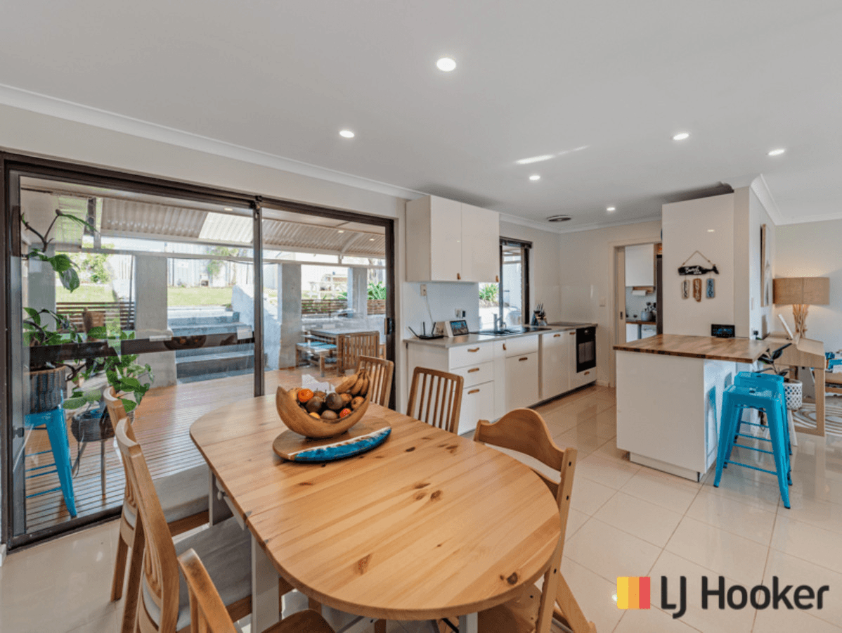 85 Moorpark Avenue, YANCHEP, WA 6035