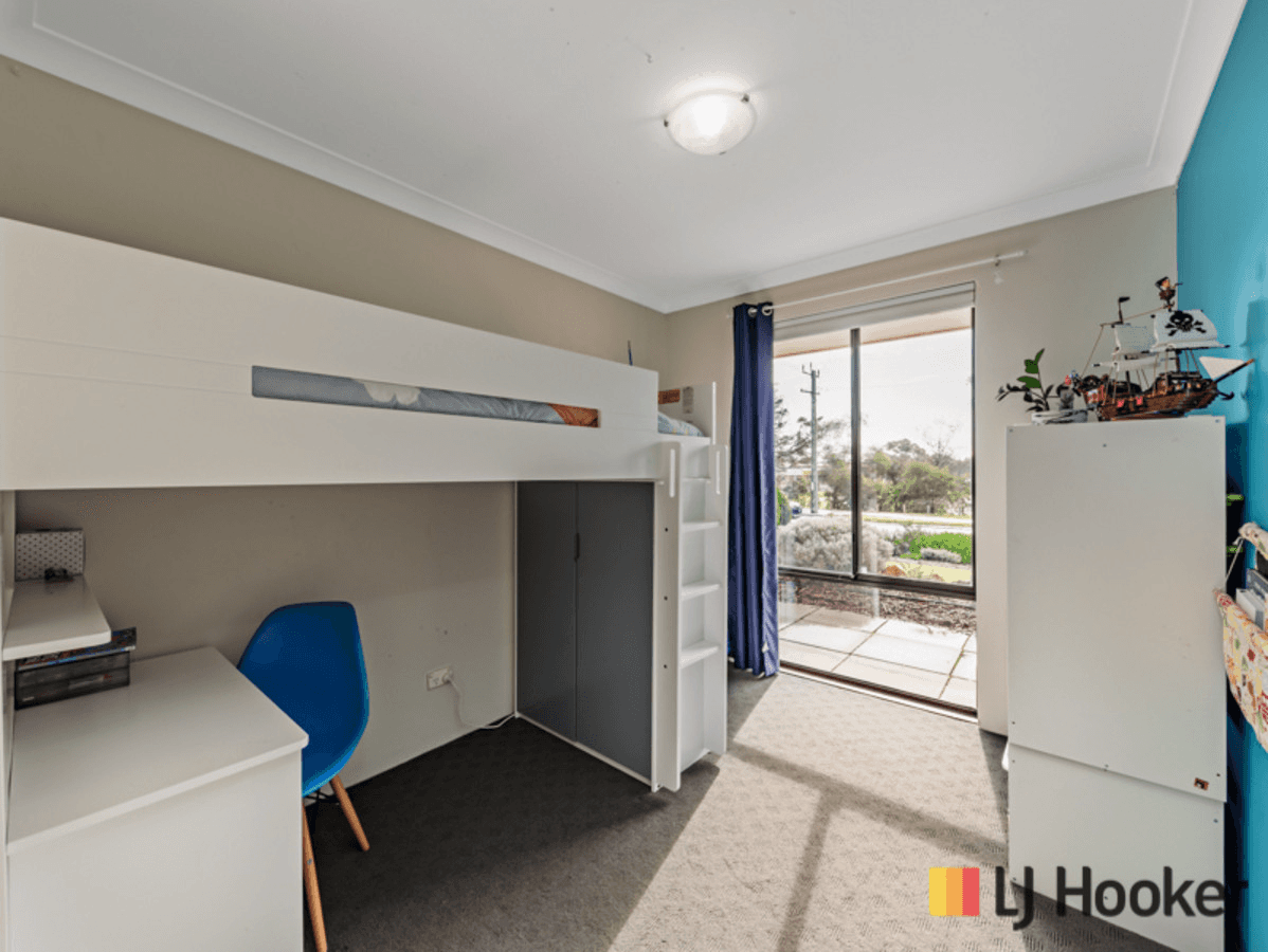 85 Moorpark Avenue, YANCHEP, WA 6035