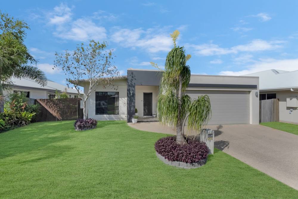 11 Woongaroo Avenue, BOHLE PLAINS, QLD 4817