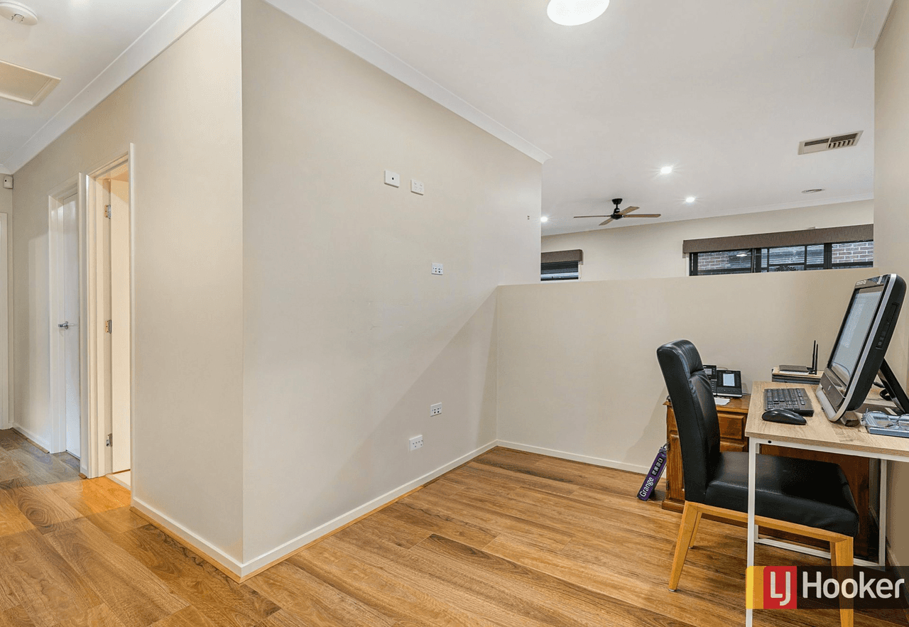 36 Blue Lake Drive, WALLAN, VIC 3756