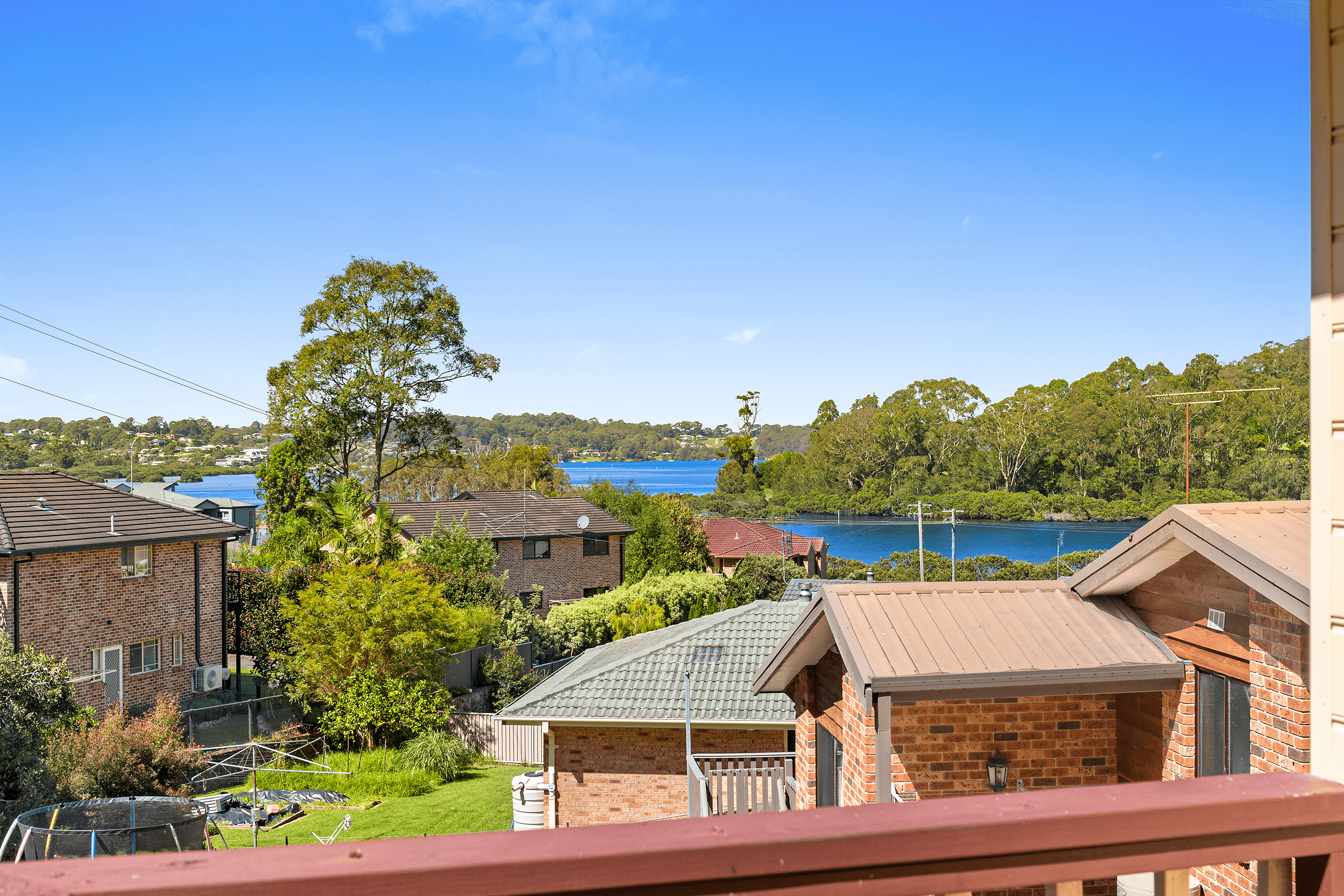 52 Fishermans Crescent, NORTH NAROOMA, NSW 2546