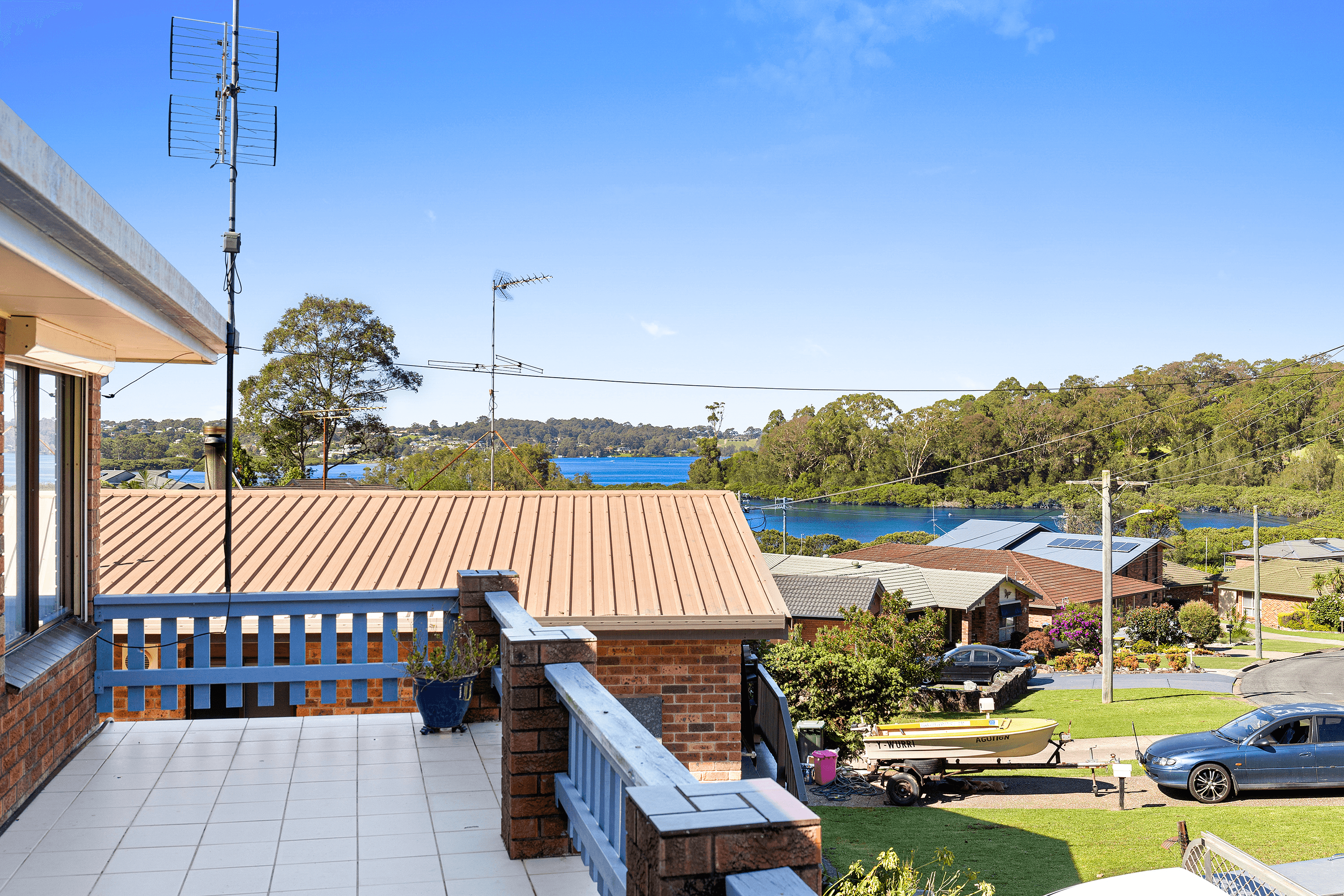 52 Fishermans Crescent, NORTH NAROOMA, NSW 2546