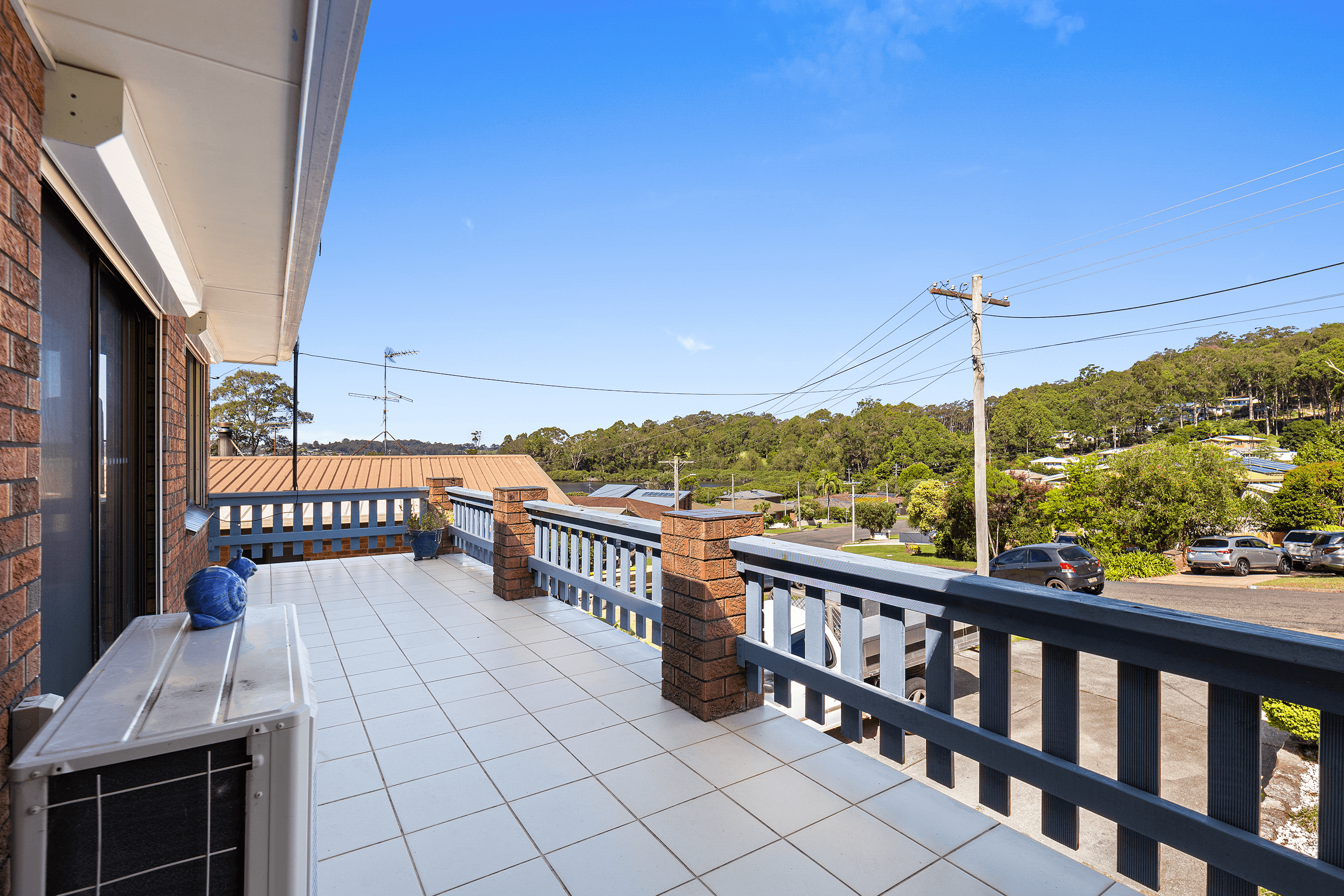 52 Fishermans Crescent, NORTH NAROOMA, NSW 2546