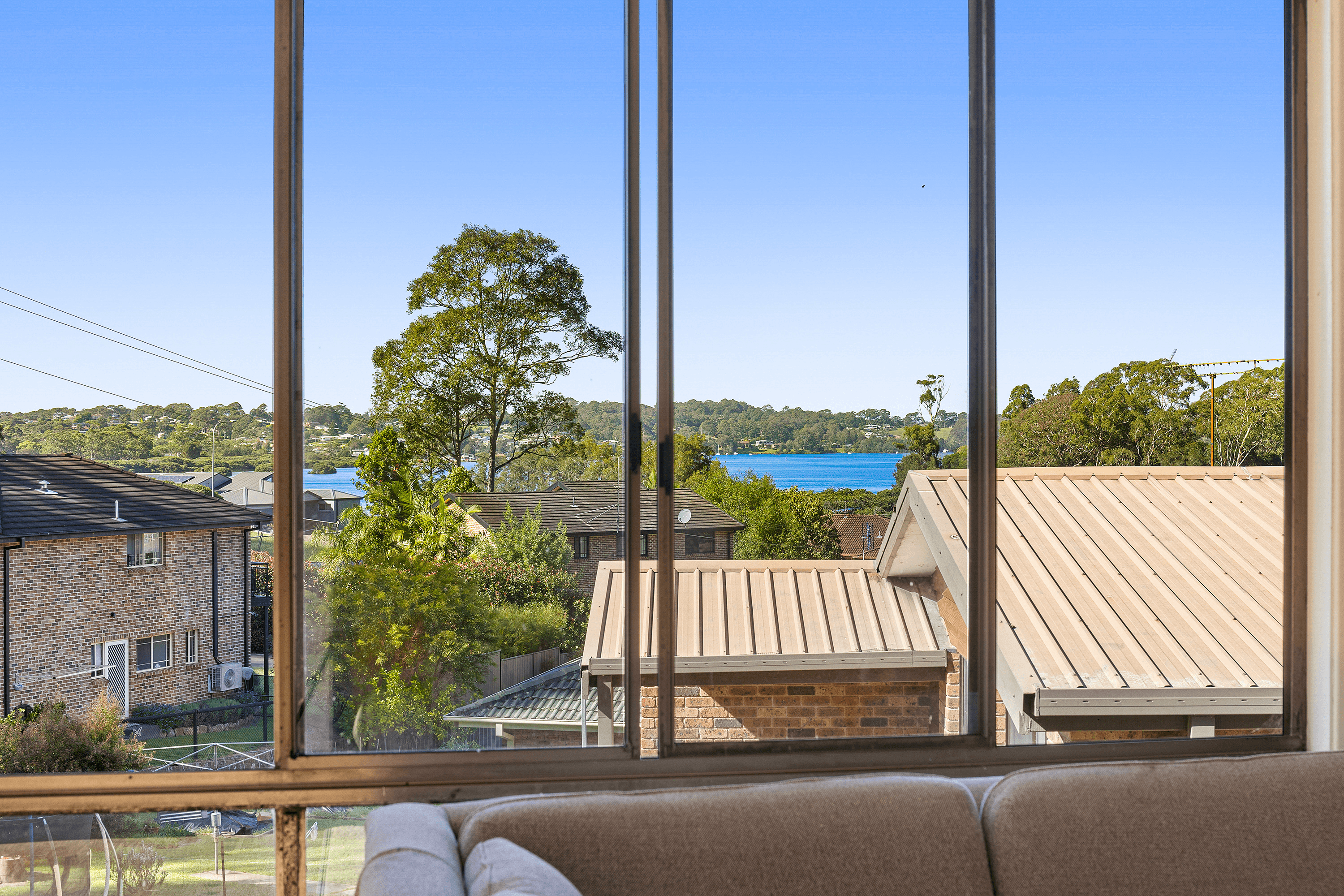52 Fishermans Crescent, NORTH NAROOMA, NSW 2546