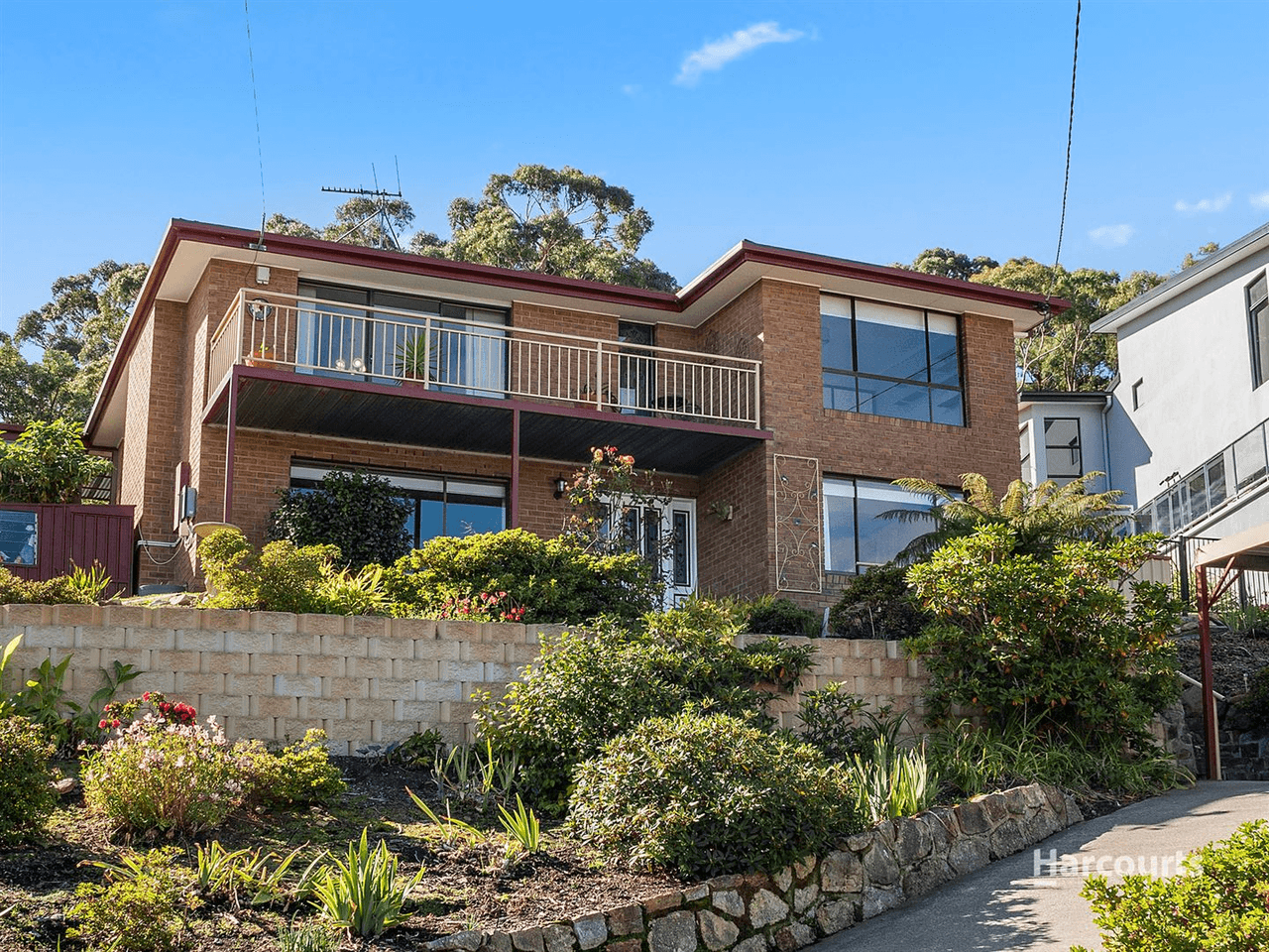 48 Karoola Road, Lindisfarne, TAS 7015