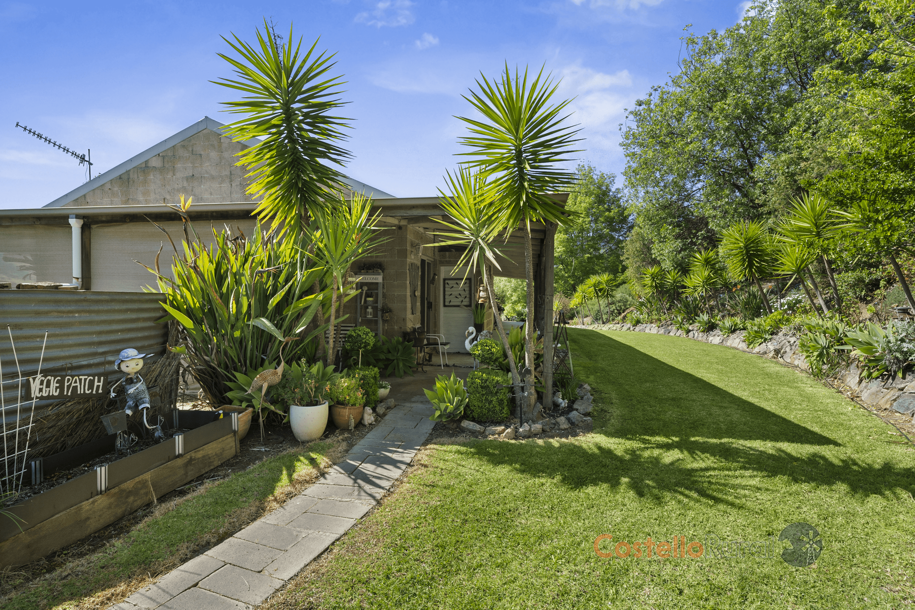 9812 Murray River Rd, Pine Mountain, VIC 3709