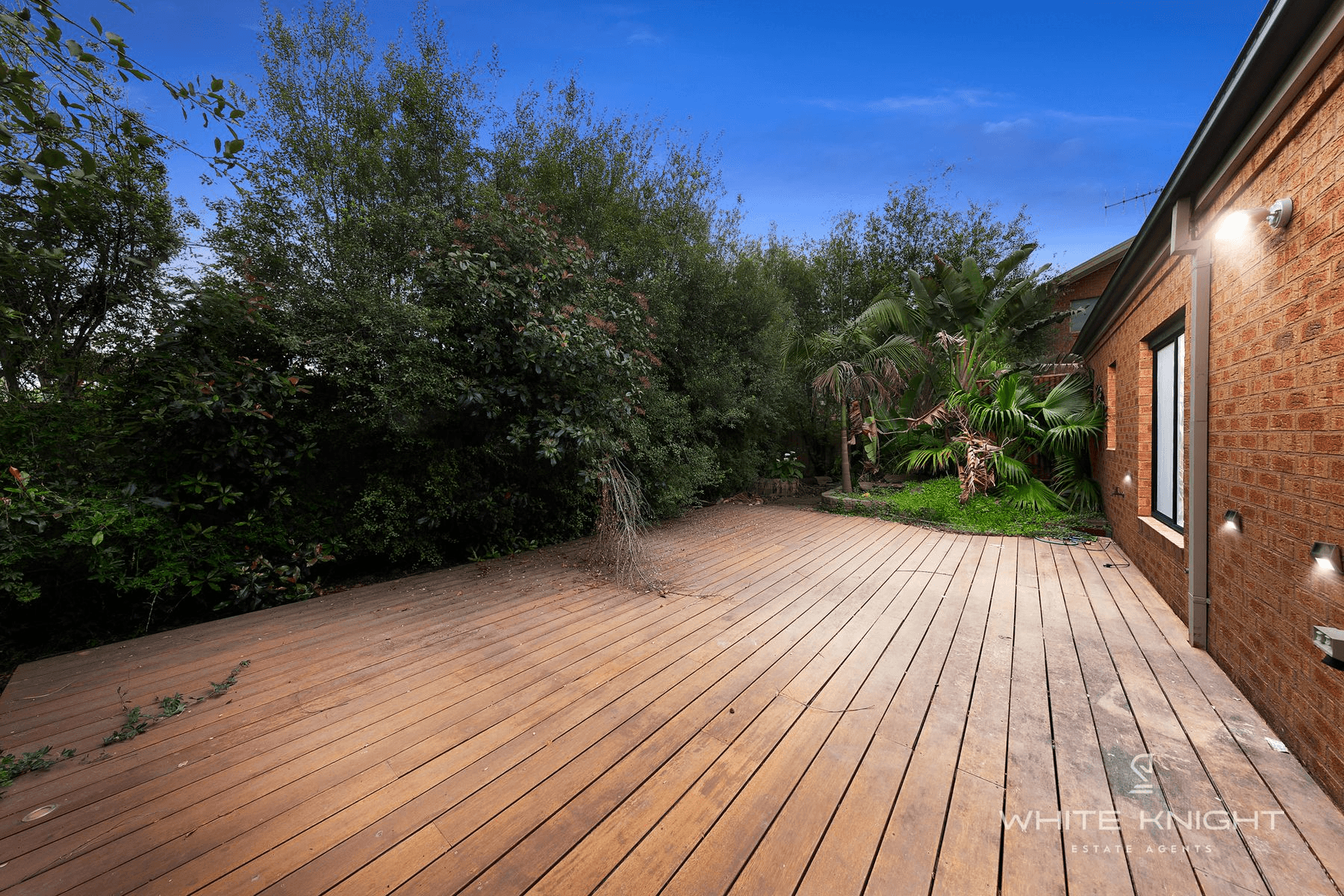 27 Kooyong Way, CAROLINE SPRINGS, VIC 3023