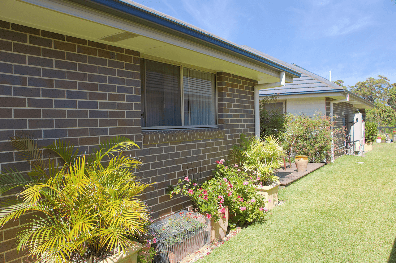 25 Leeward Circuit, Tea Gardens, NSW 2324