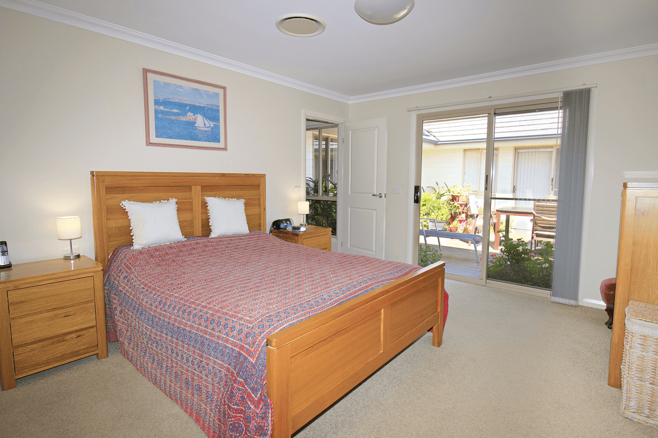 25 Leeward Circuit, Tea Gardens, NSW 2324