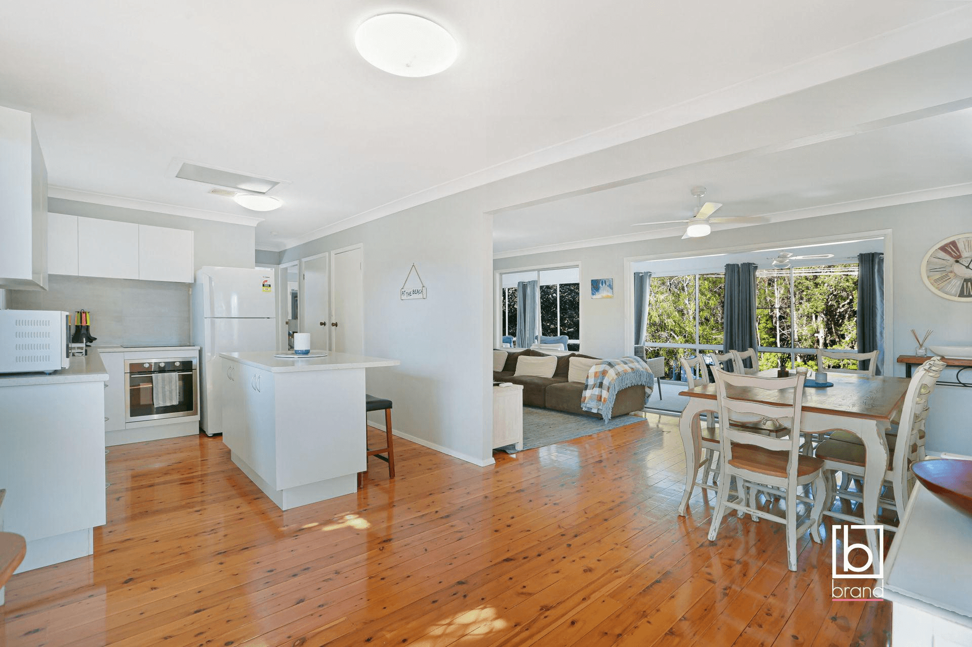 8 Bato Street, BUDGEWOI, NSW 2262