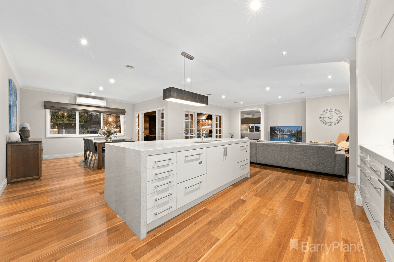 36 Janet Bowman Boulevarde, Beaconsfield, VIC 3807