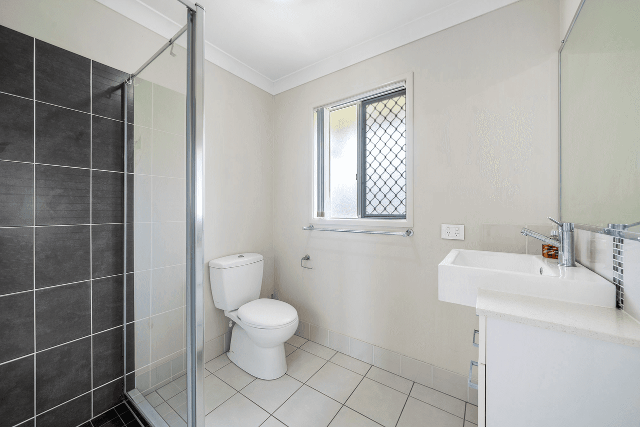 37 Essex Court, MOUNT HALLEN, QLD 4312