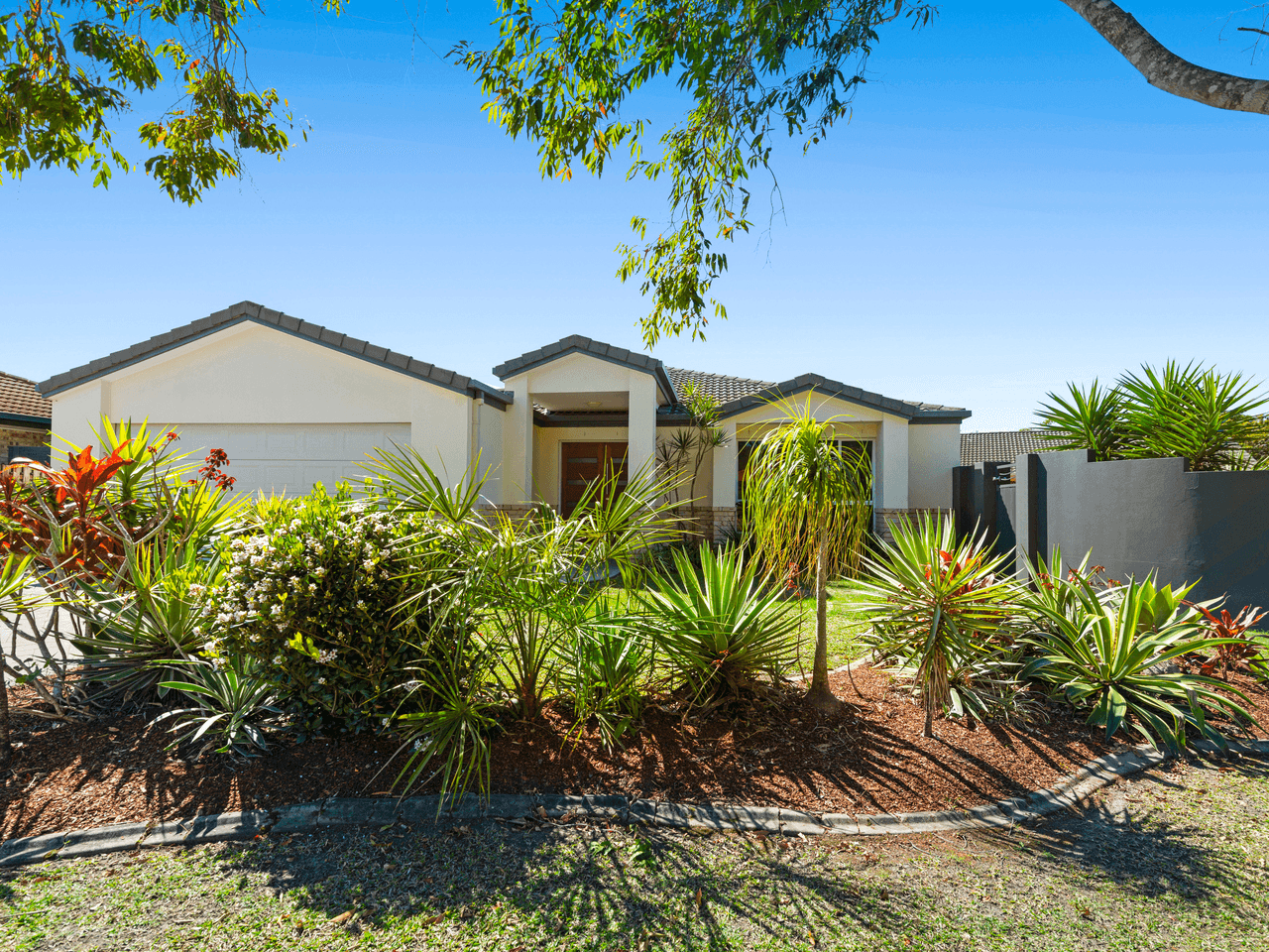 23 Ottelia Drive, ELANORA, QLD 4221