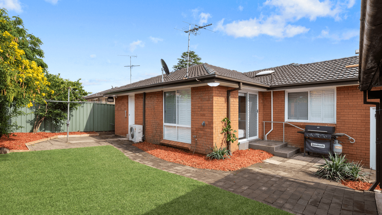 218 Saint Johns Road, BRADBURY, NSW 2560