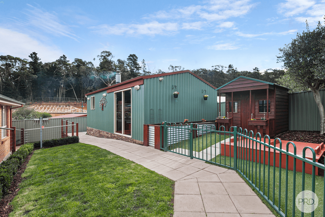 62 Darriwell Drive, MOUNT HELEN, VIC 3350