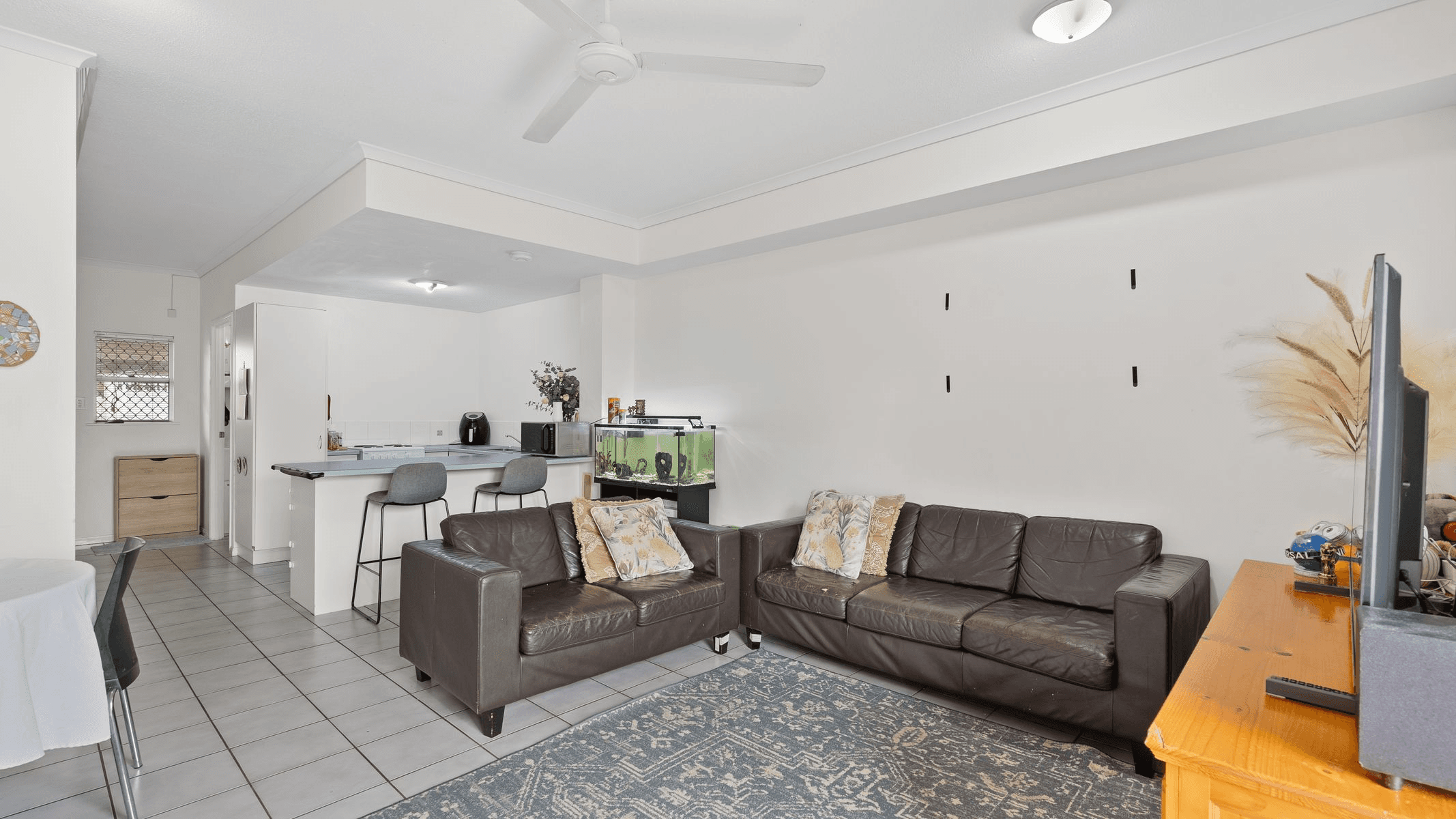 2/38 SPRINGFIELD CRESCENT, Manoora, QLD 4870