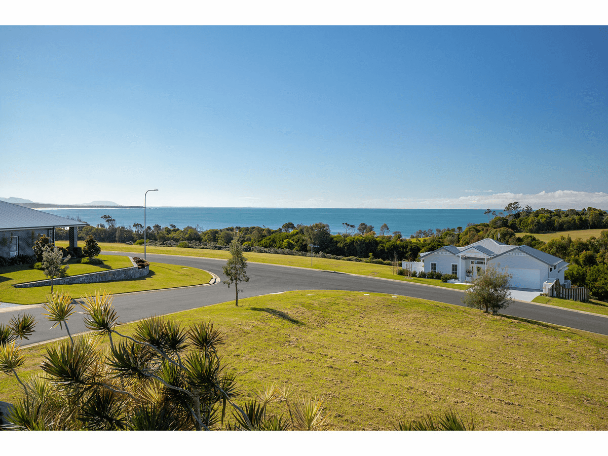 26 Torquay Circuit, RED HEAD, NSW 2430