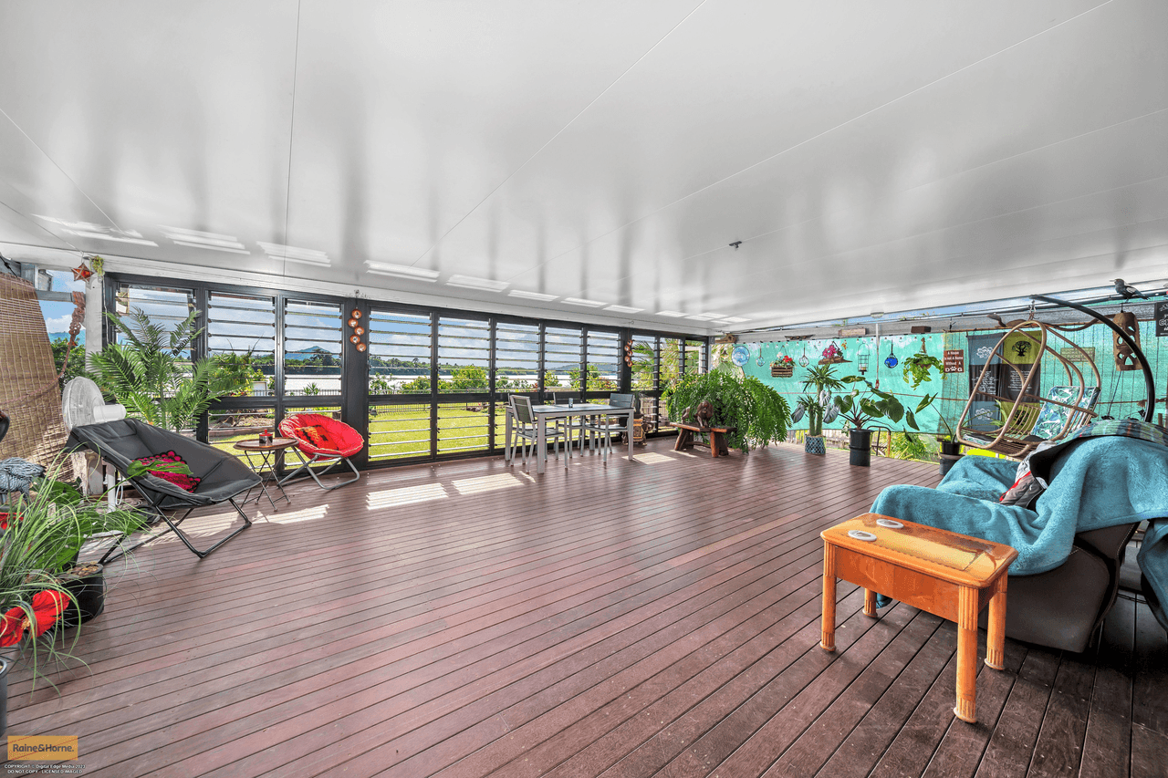 58 Esplanade, EAST INNISFAIL, QLD 4860