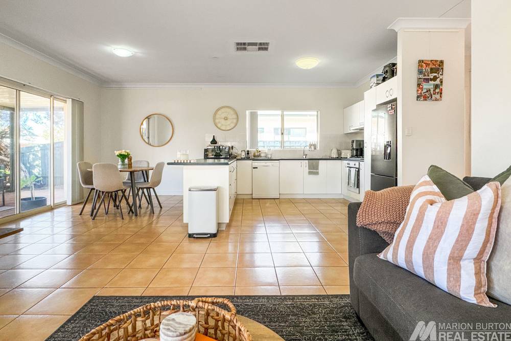 2/6 Kempeana Crescent, Araluen, NT 0870