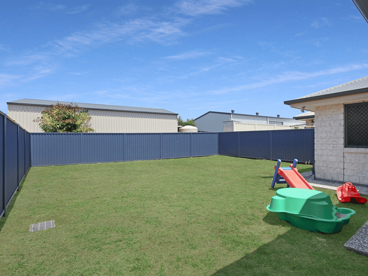 17 Hyperno Close, Raceview, QLD 4305