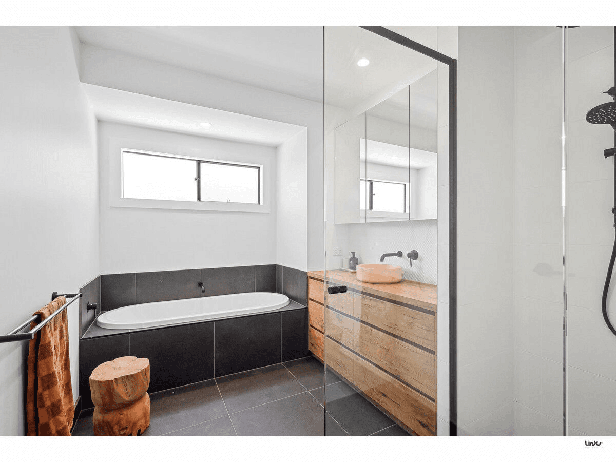 1126 Horseshoe Bend Road, Torquay, VIC 3228