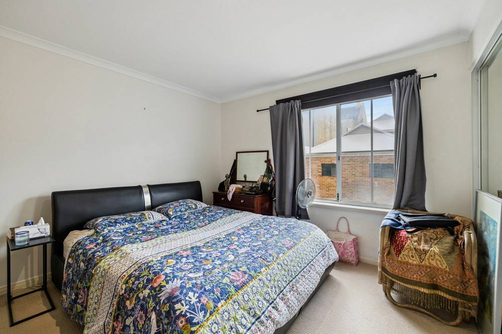 Unit 2/2 Henry Lawson Walk, East Perth, WA 6004